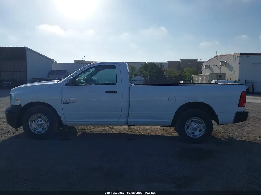 2019 RAM 1500 CLASSIC TRADESMAN  4X2 8' BOX