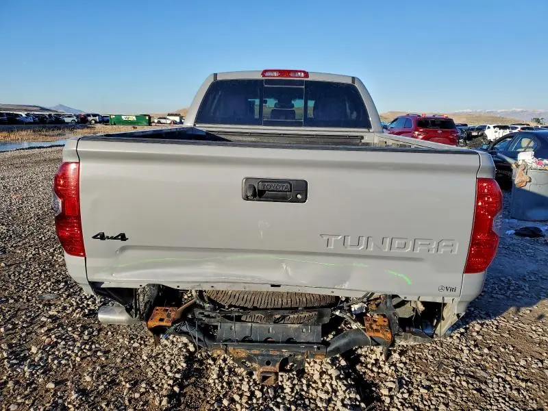 2017 TOYOTA TUNDRA DOUBLE CAB SR  