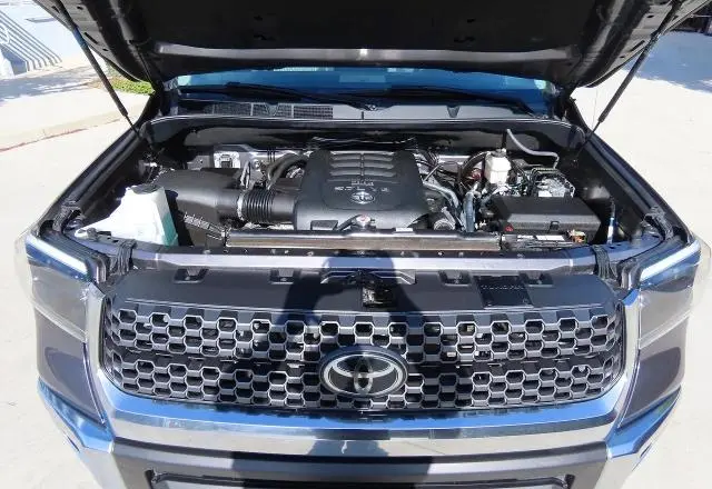 2021 TOYOTA TUNDRA CREWMAX SR5  