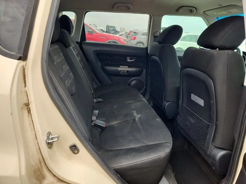 2013 KIA SOUL +  