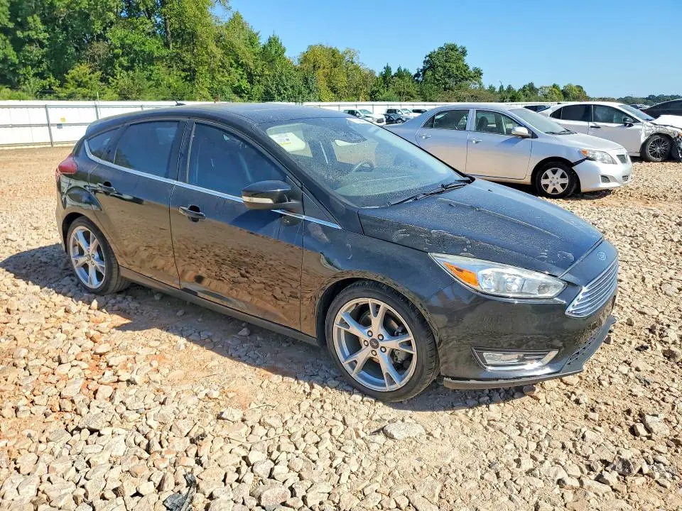 2016 FORD FOCUS TITANIUM  