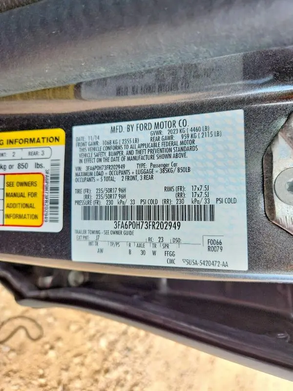 2015 FORD FUSION SE  