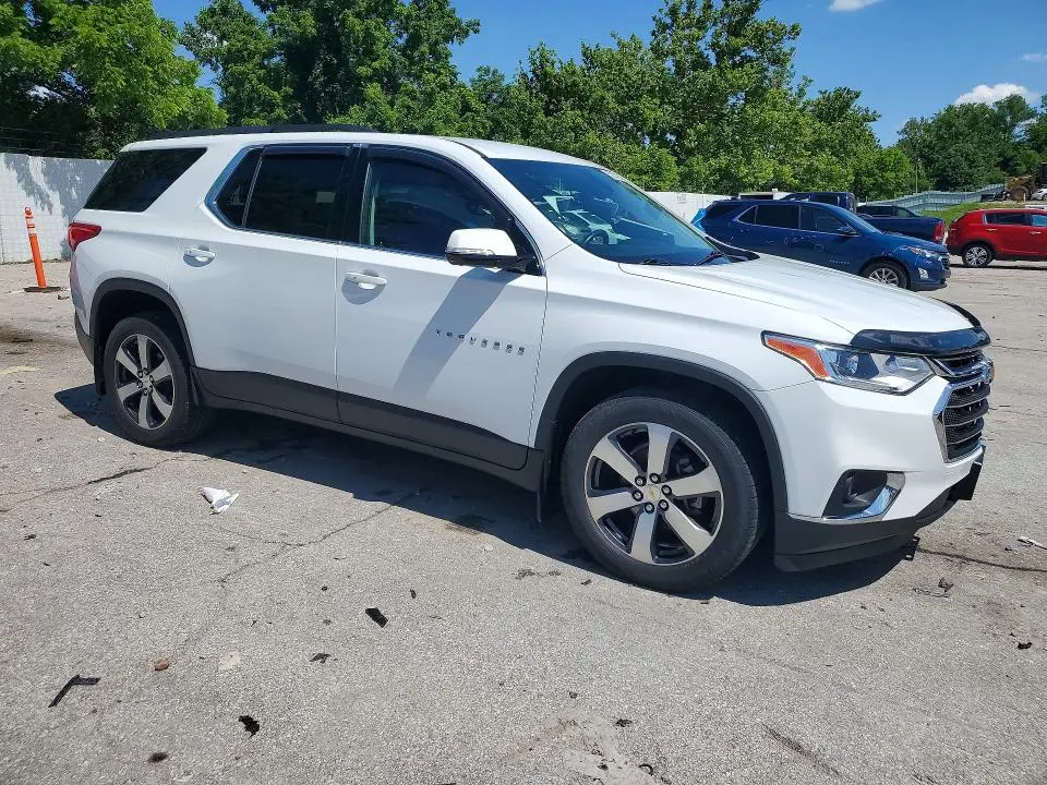 2020 CHEVROLET TRAVERSE LT  