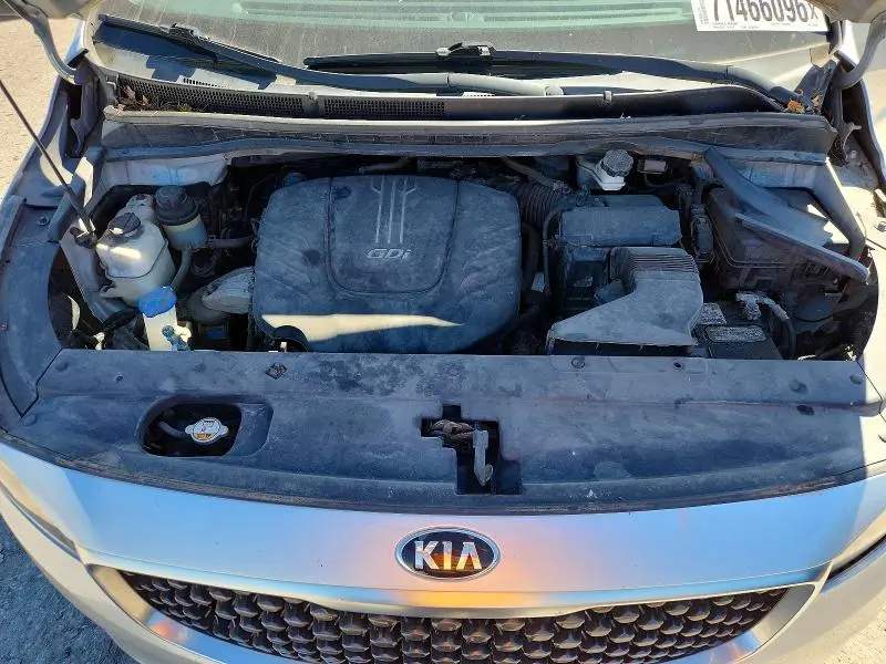 2015 KIA SEDONA LX  