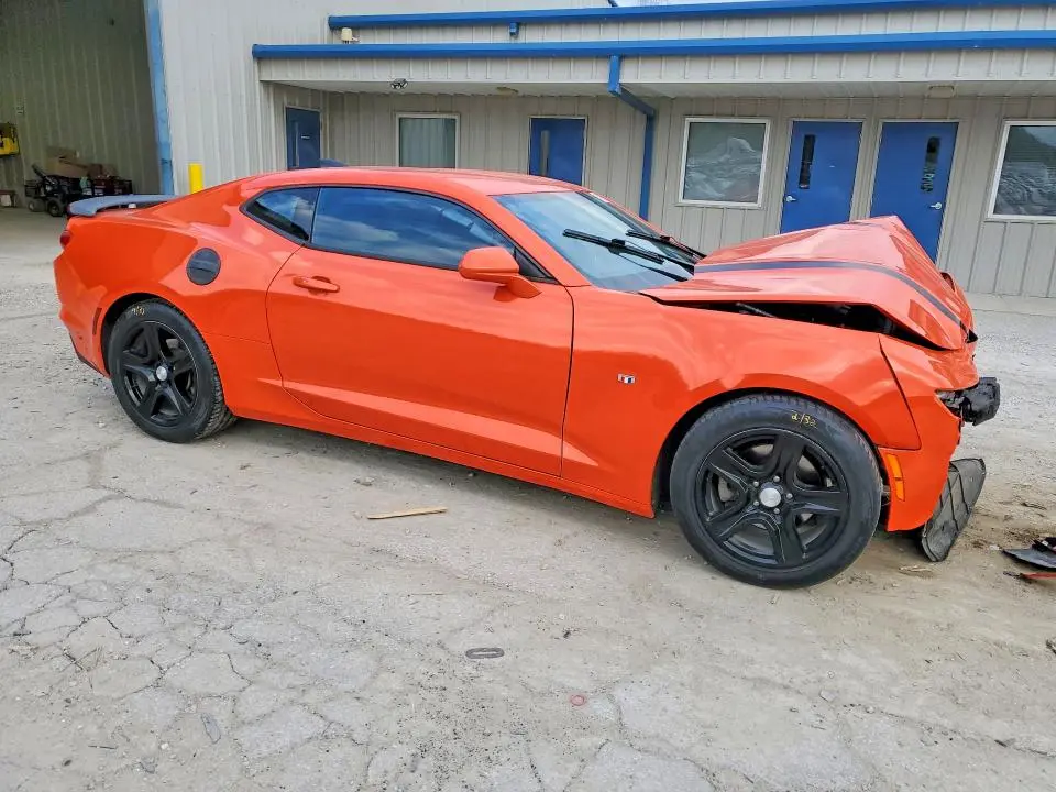 2019 CHEVROLET CAMARO LT  