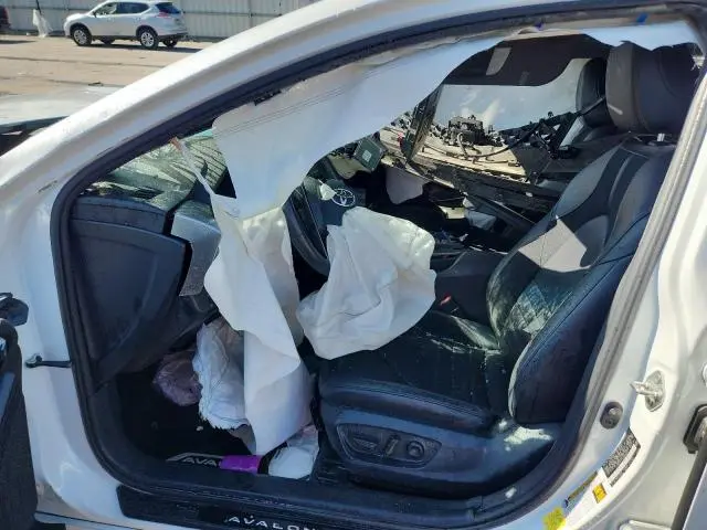 2020 TOYOTA AVALON TOURING  