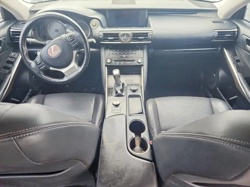 2018 LEXUS IS 300  