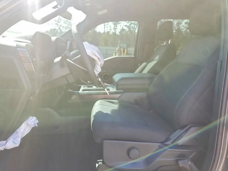 2024 FORD F150 STX  