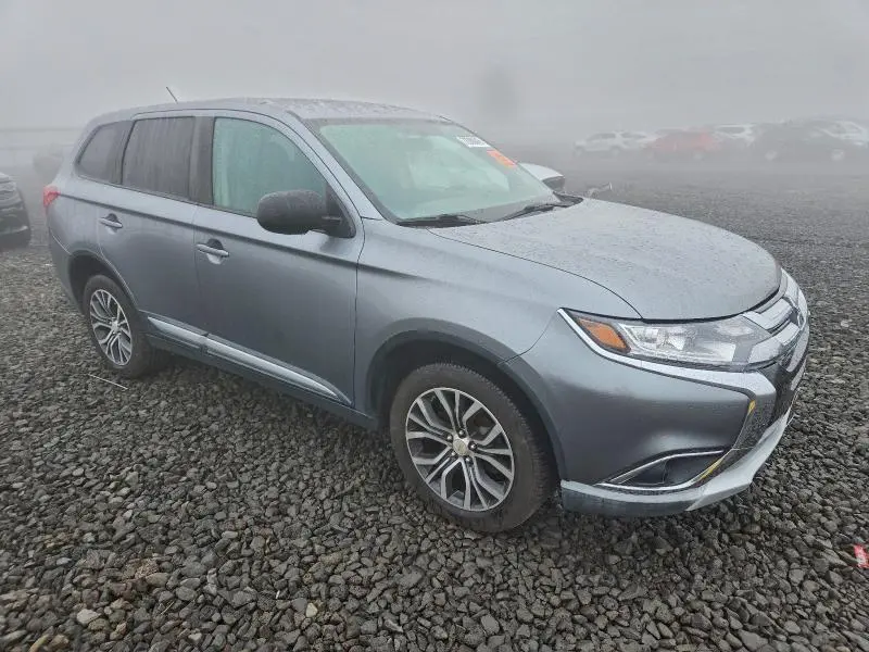 2016 MITSUBISHI OUTLANDER SE  