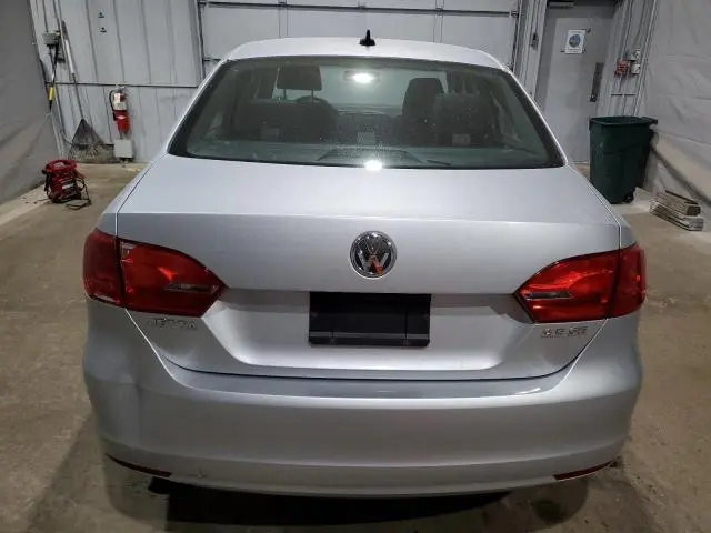 2013 VOLKSWAGEN JETTA SE  