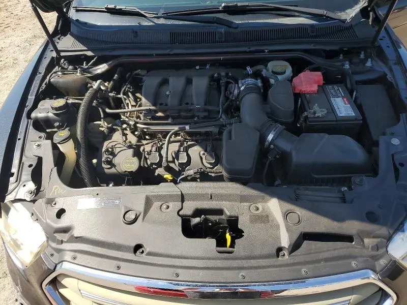 2015 FORD TAURUS SEL  