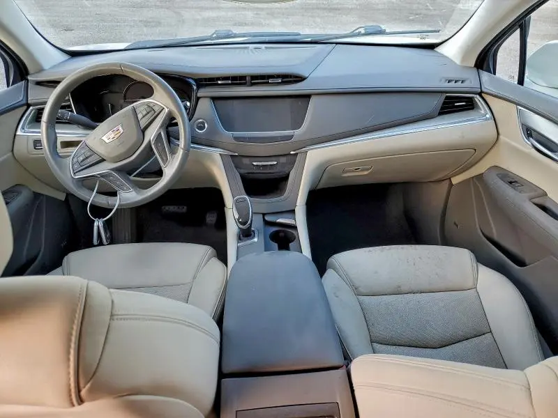 2019 CADILLAC XT5 LUXURY  