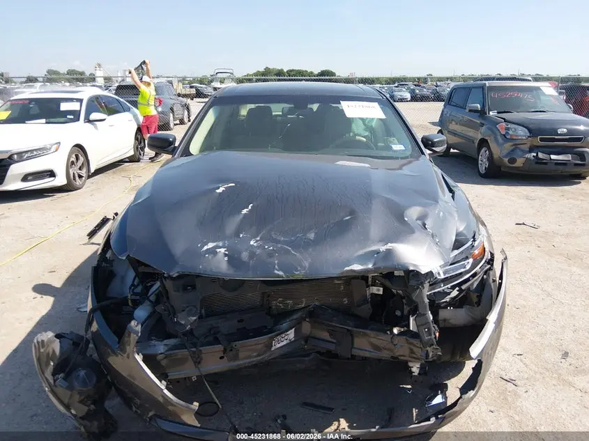 2018 FORD TAURUS SE