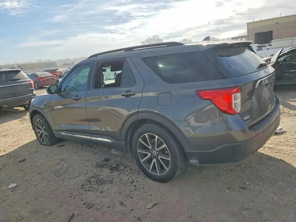 2020 FORD EXPLORER XLT  