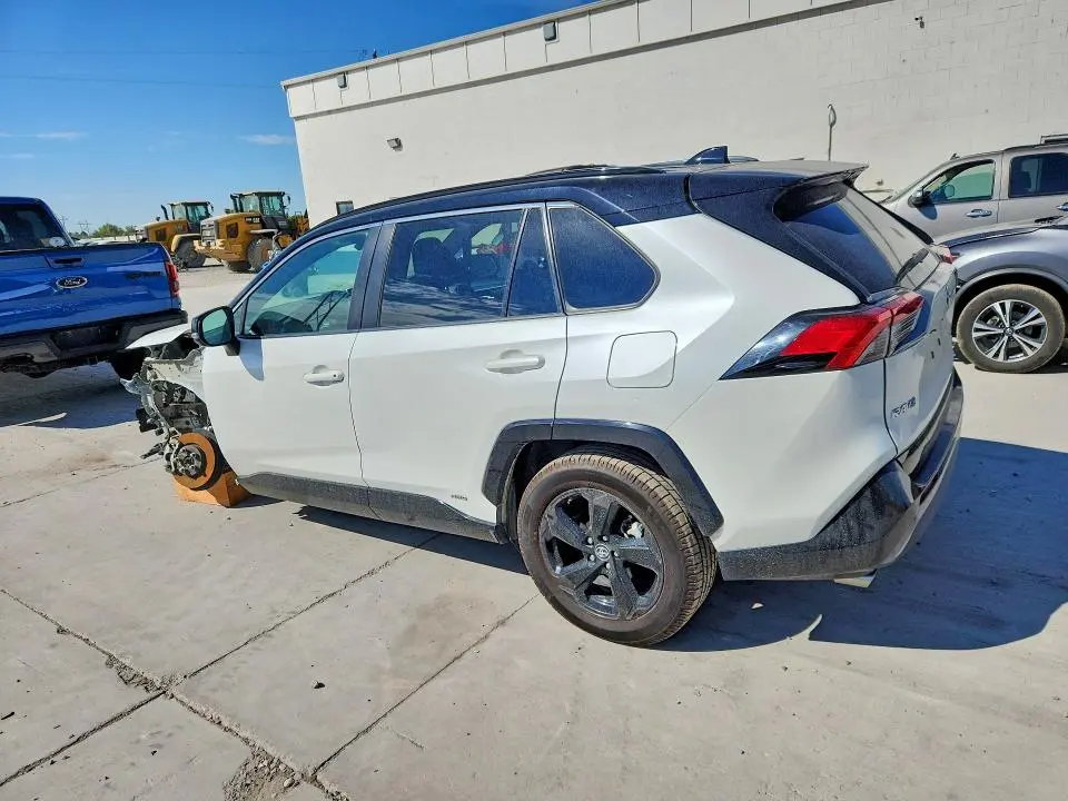 2019 TOYOTA RAV4 XSE  