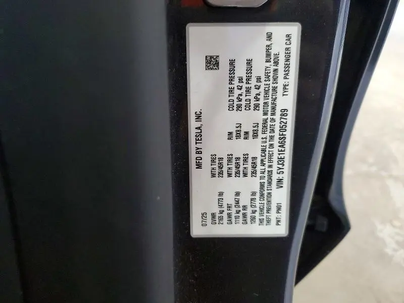 2025 TESLA MODEL 3   