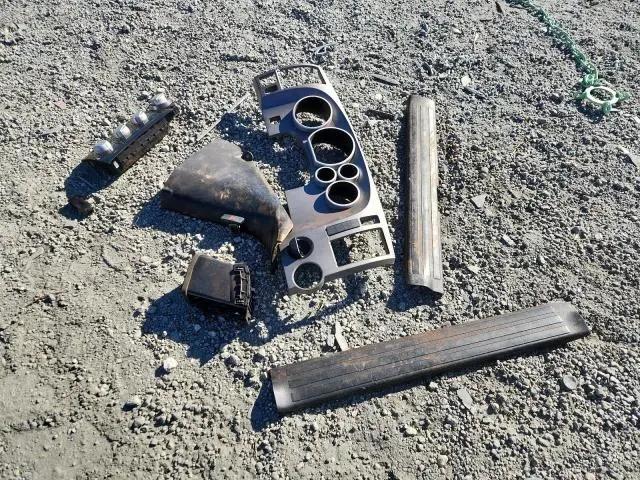 2011 TOYOTA TUNDRA CREWMAX SR5  