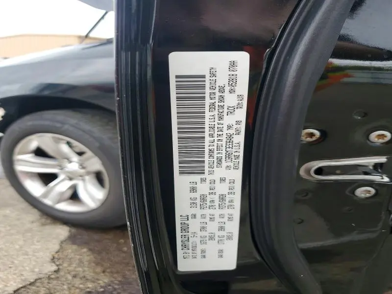 2014 RAM 1500 SPORT  