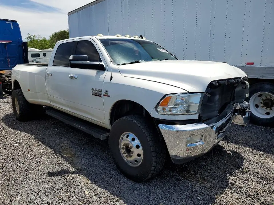 2017 RAM 3500 SLT  