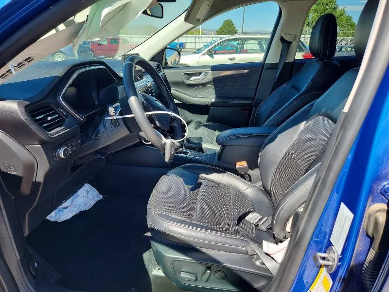 2022 FORD ESCAPE TITANIUM  