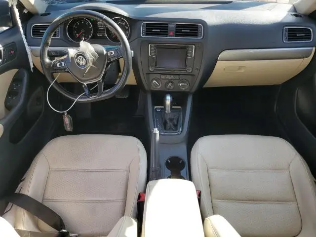 2017 VOLKSWAGEN JETTA SE  