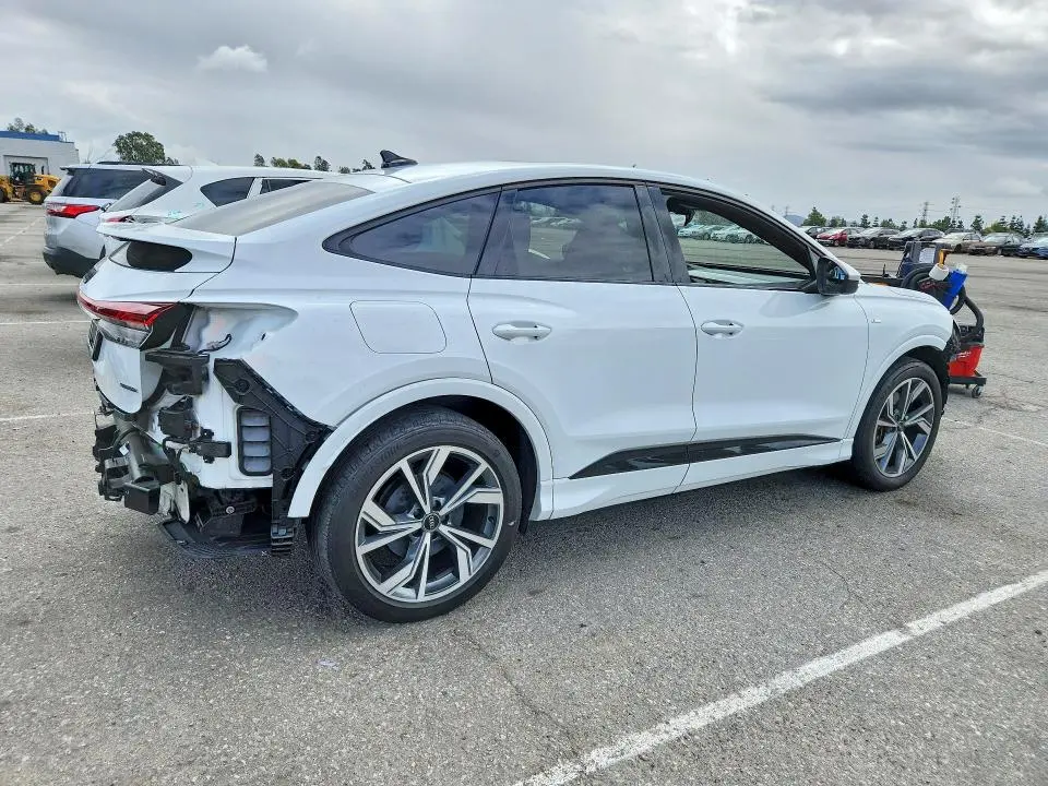 2024 AUDI Q4 E-TRON SPORTBACK PREMIUM PLUS  