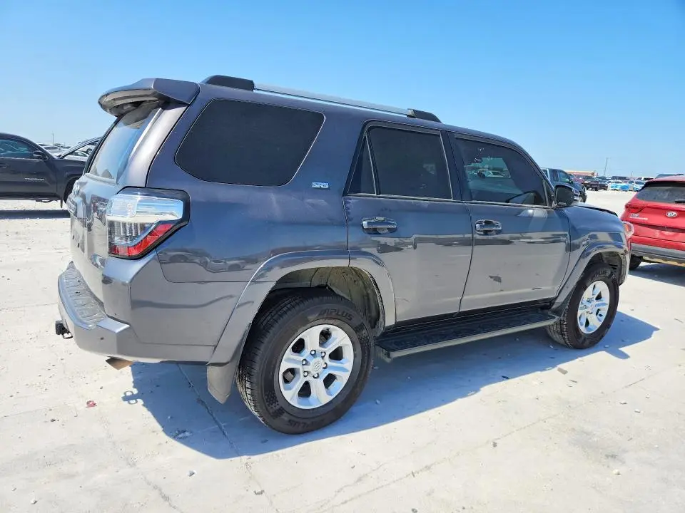 2022 TOYOTA 4RUNNER SR5 PREMIUM  