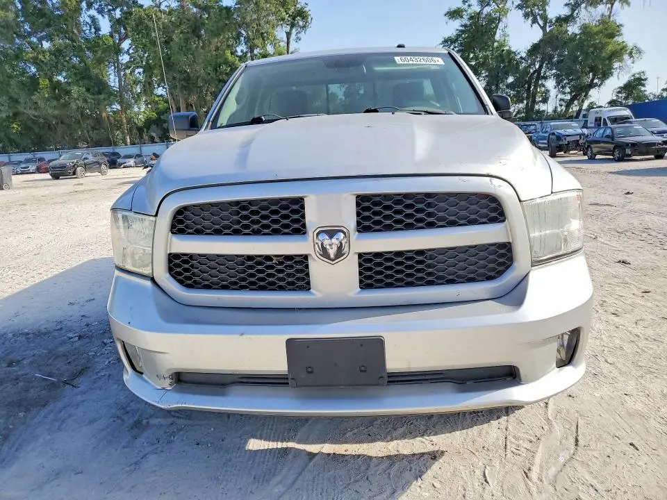 2015 RAM 1500 ST  
