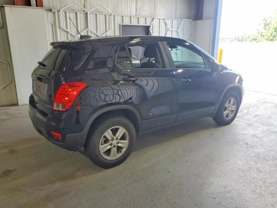 2022 CHEVROLET TRAX LS  
