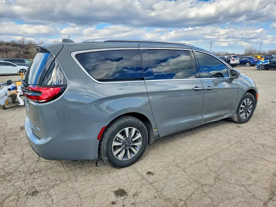 2021 CHRYSLER PACIFICA HYBRID TOURING L  