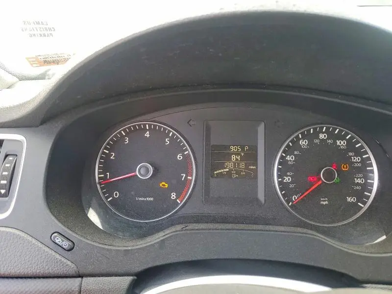 2012 VOLKSWAGEN JETTA SE  