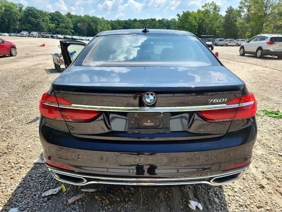 2017 BMW 750 I  