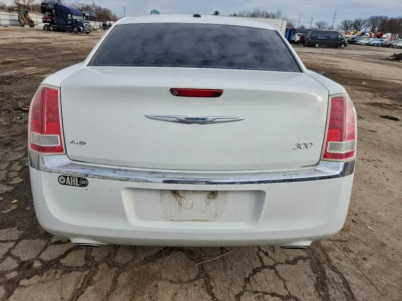 2014 CHRYSLER 300   