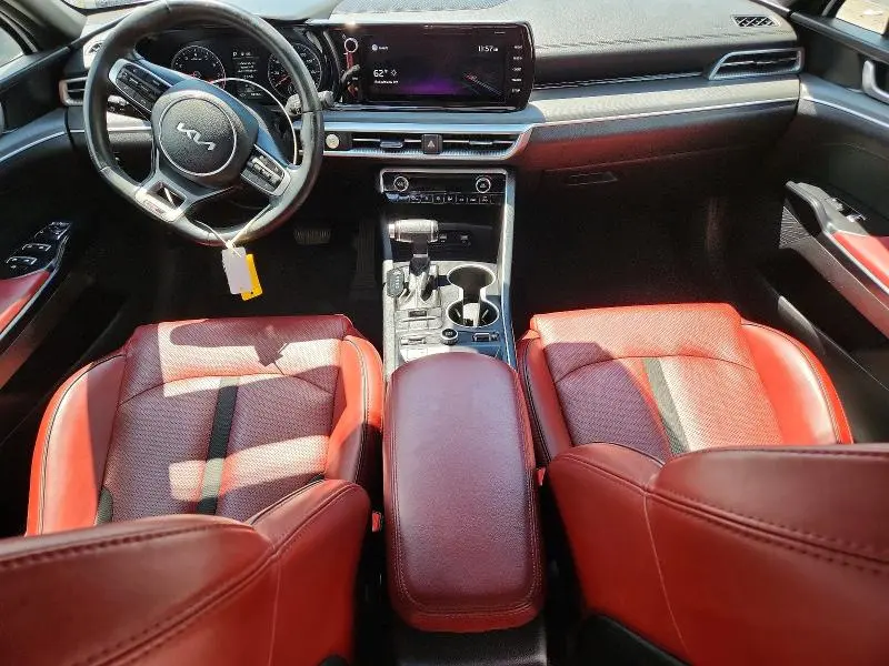 2022 KIA K5 GT LINE  