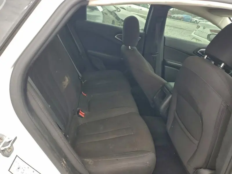 2016 CHRYSLER 200 LIMITED  