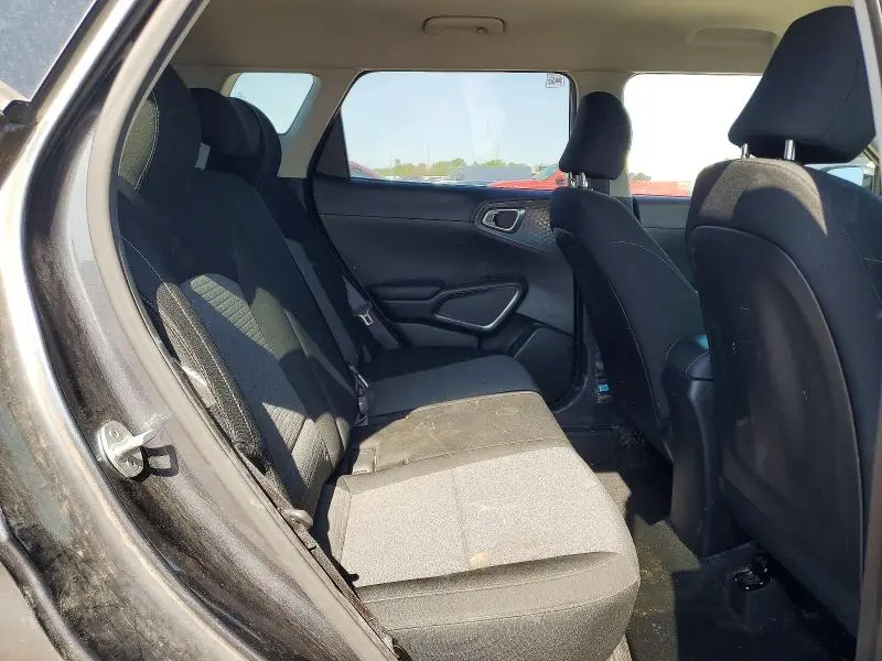2020 KIA SOUL S  
