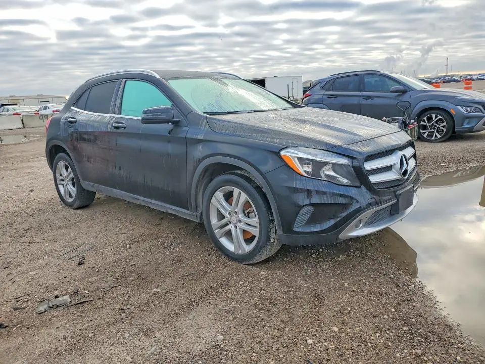 2017 MERCEDES-BENZ GLA 250  