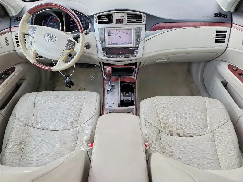 2011 TOYOTA AVALON LIMITED  