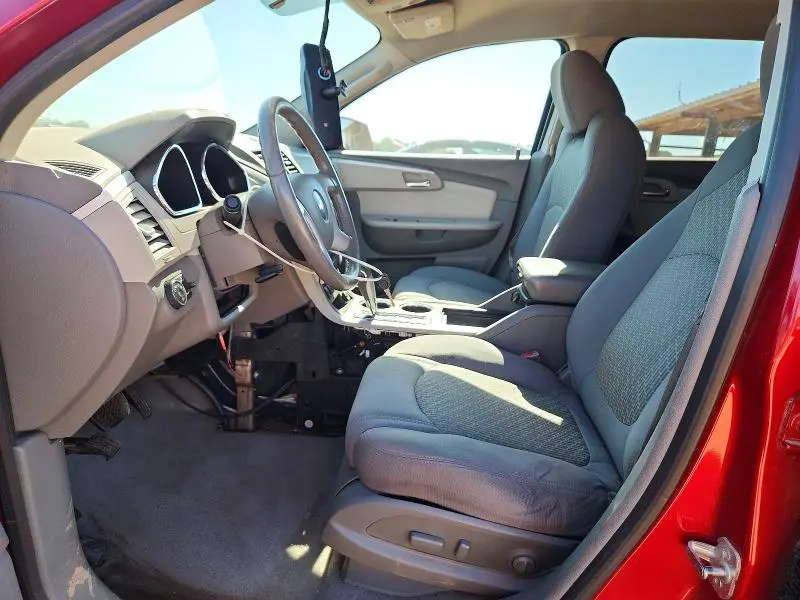2012 CHEVROLET TRAVERSE LT  