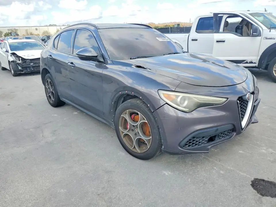 2018 ALFA ROMEO STELVIO SPORT  