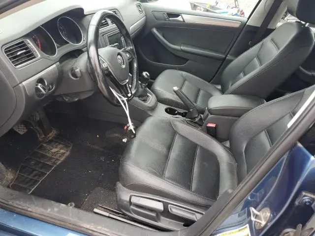 2017 VOLKSWAGEN JETTA SE  