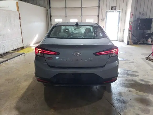 2019 HYUNDAI ELANTRA SEL  