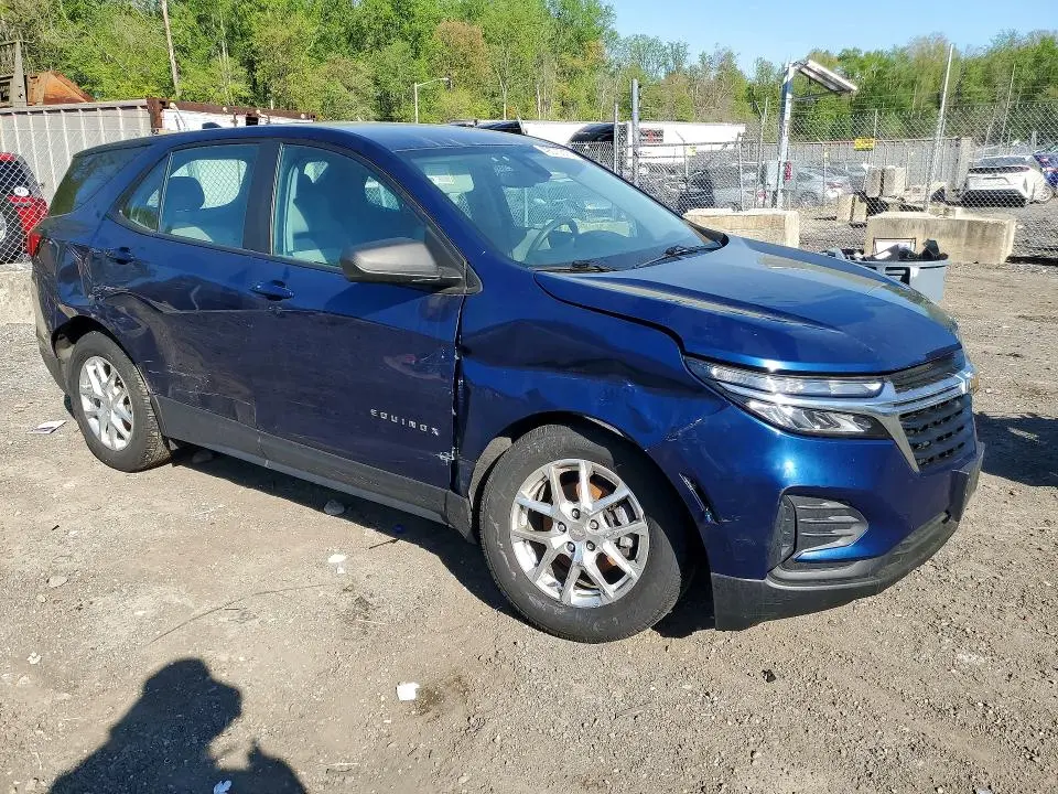2022 CHEVROLET EQUINOX LS  