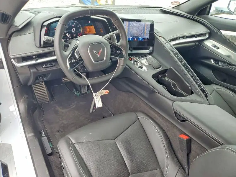 2024 CHEVROLET CORVETTE STINGRAY 2LT  