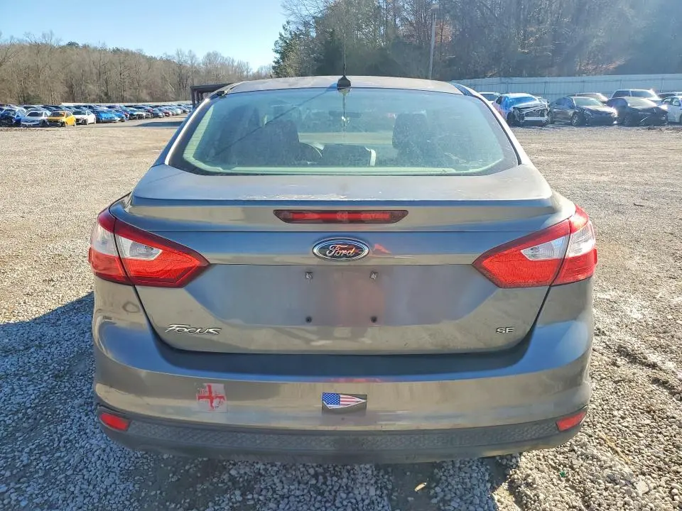 2012 FORD FOCUS SE  