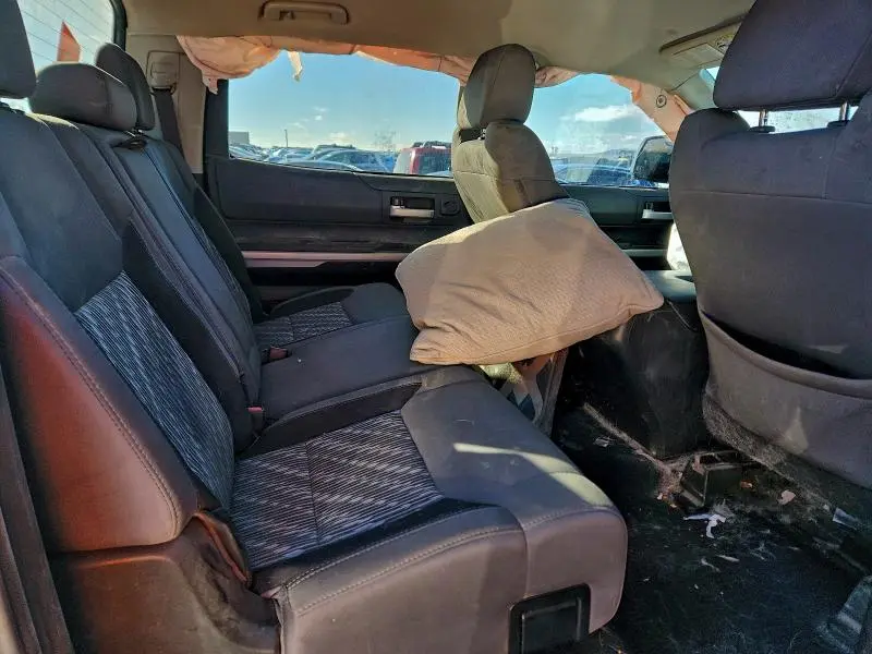 2019 TOYOTA TUNDRA CREWMAX SR5  