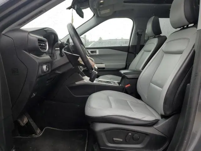 2021 FORD EXPLORER XLT  