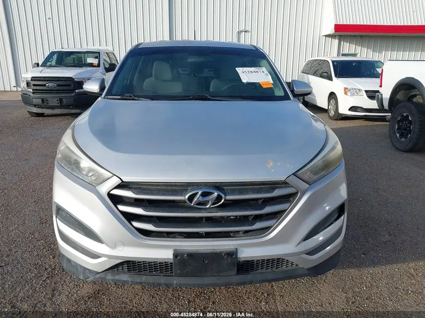 2018 HYUNDAI TUCSON SE