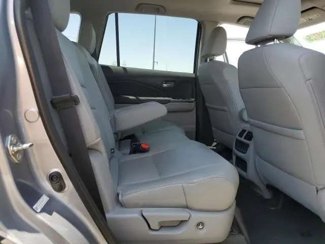 2016 HONDA PILOT EXLN  