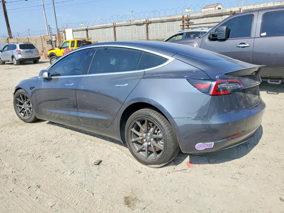 2018 TESLA MODEL 3   